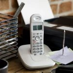 טלפון אלחוטי מומלץ – סקירת 6 טלפונים אלחוטיים מומלצים ביותר ב-2022