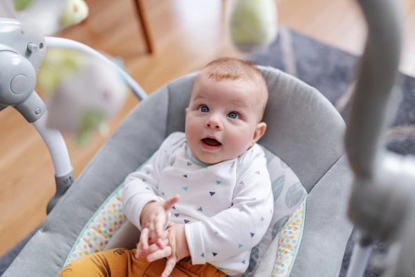 נדנדה לתינוק מומלצת – הטובות ביותר לשנת 2023