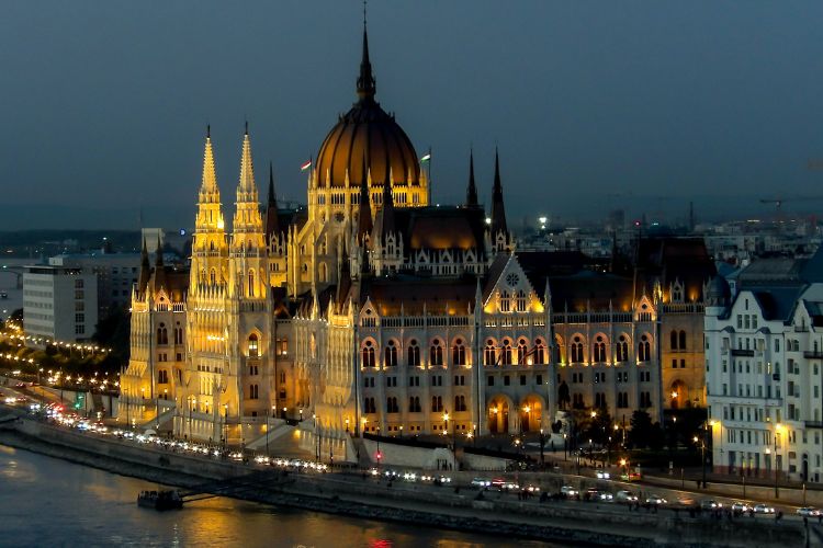 מלונות בבודפשט – 6 המלונות הכי טובים לשנת 2024