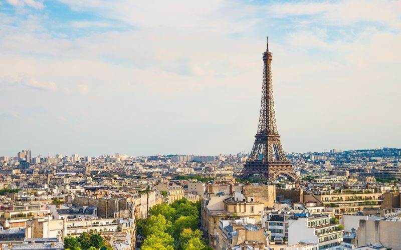 מלונות בפריז – 5 המלונות הטובים ביותר לשנת 2024